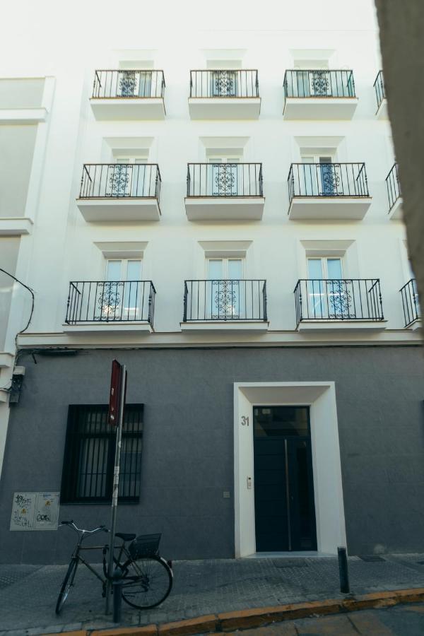 Modern With Balcony- 2Bd 2Bth- San Vicente Lejlighed Sevilla Eksteriør billede