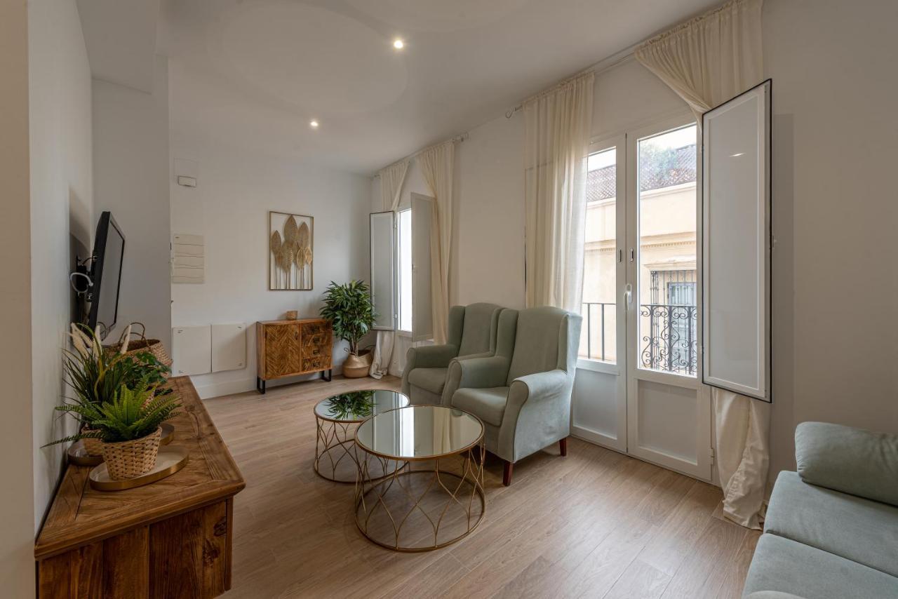 Modern With Balcony- 2Bd 2Bth- San Vicente Lejlighed Sevilla Eksteriør billede